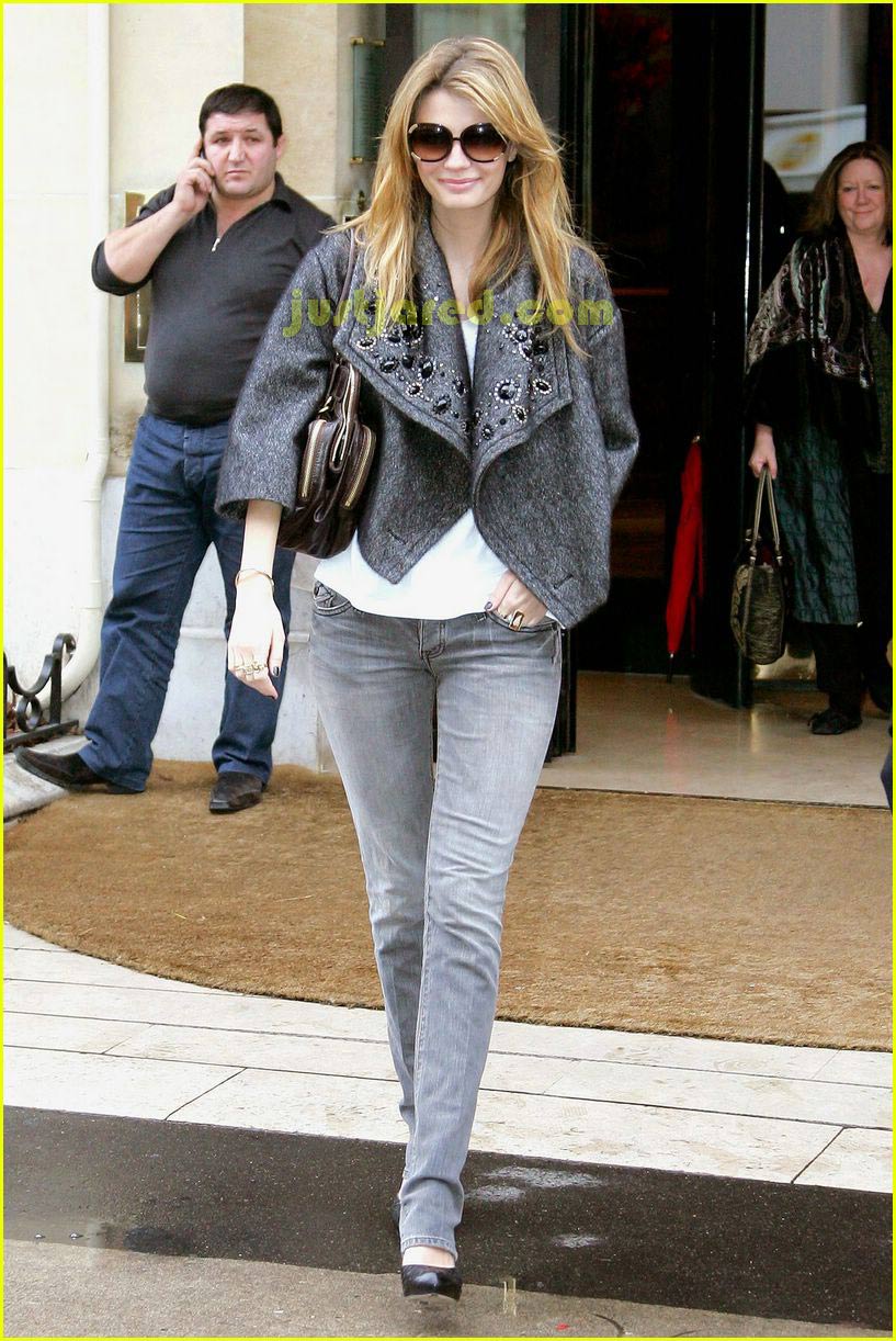 is jennifer lopez still dating casper