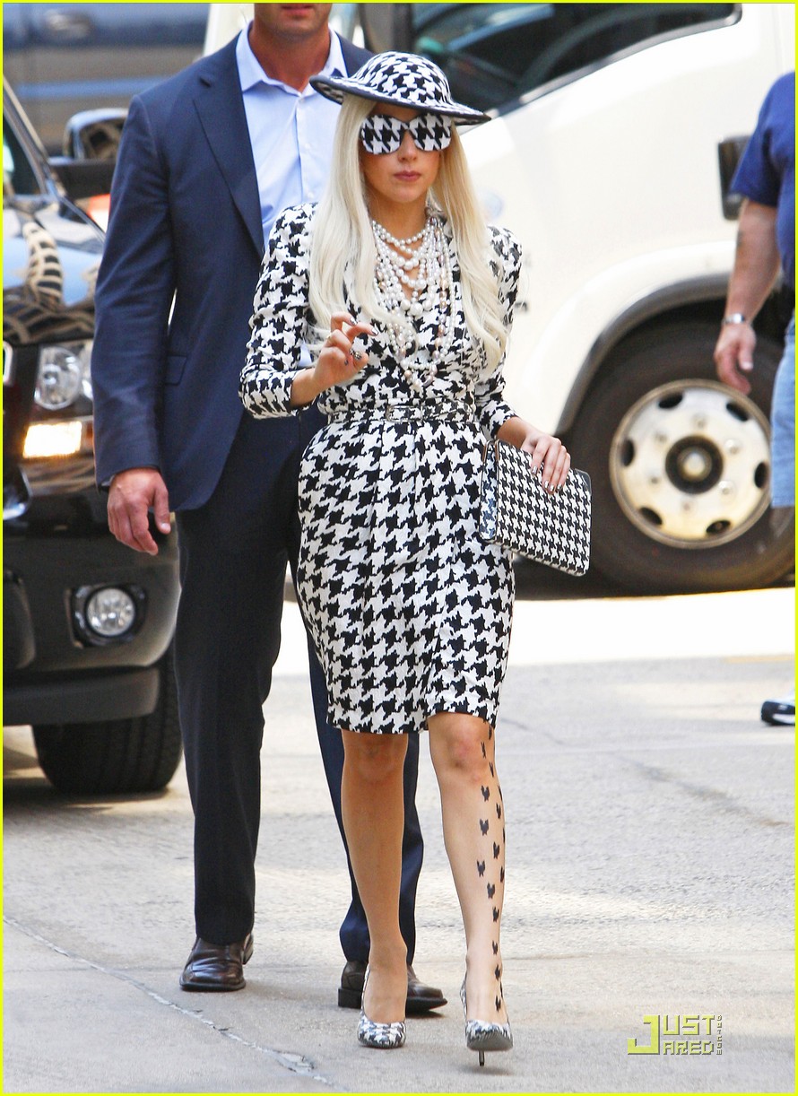 lady-gaga-view-10.jpg