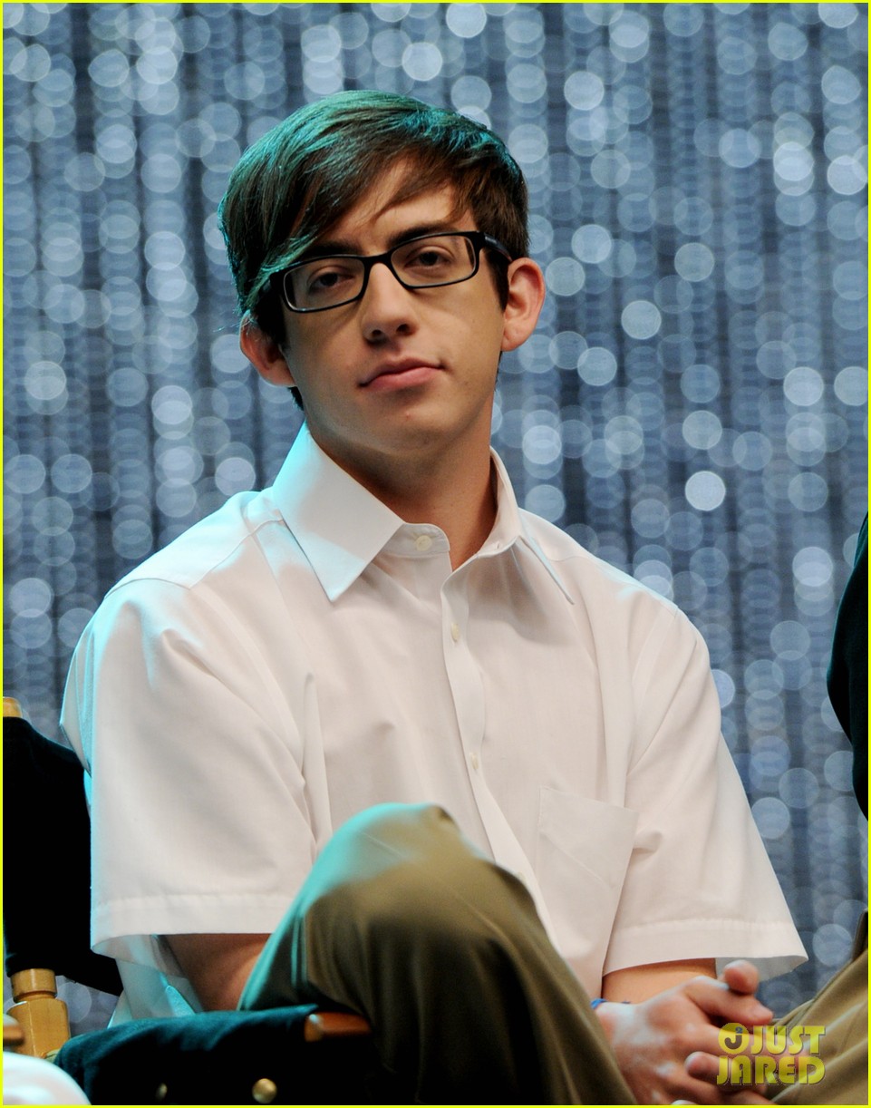 Lea+michele+and+dianna+agron+smoking