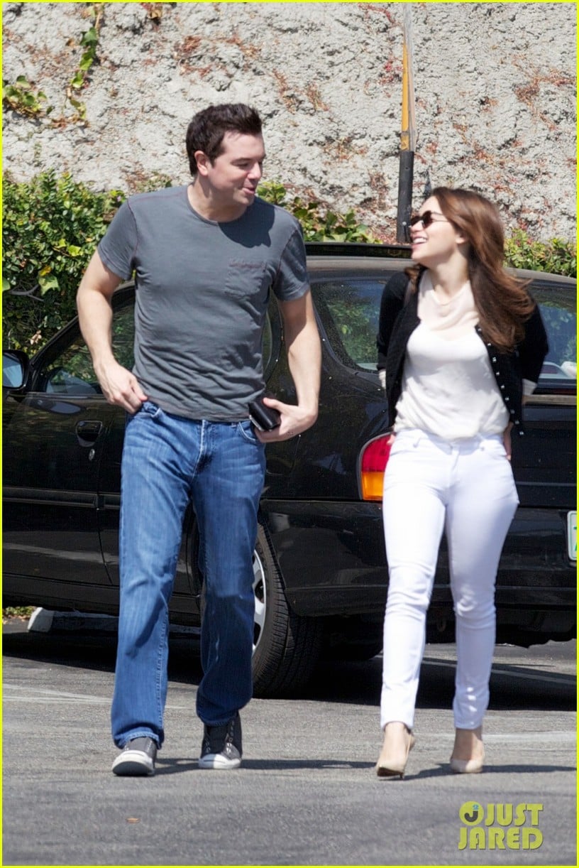 Emilia Clarke & Seth MacFarlane Lunch Lovers! Photo 2728474 Emilia