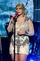 Miranda Lambert Amp Dierks Bentley Grammys 2013 Performance