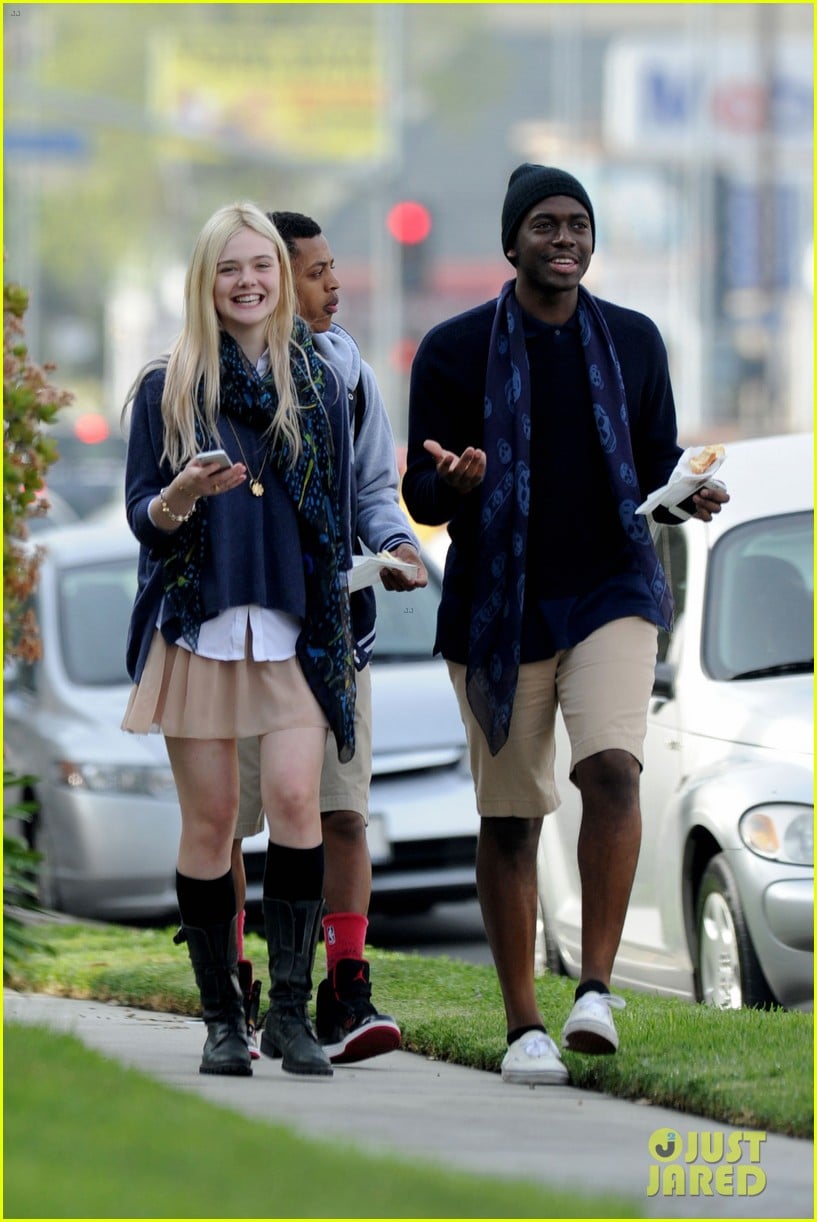 halle berry elle fanning jimmy kimmel live ladies 05