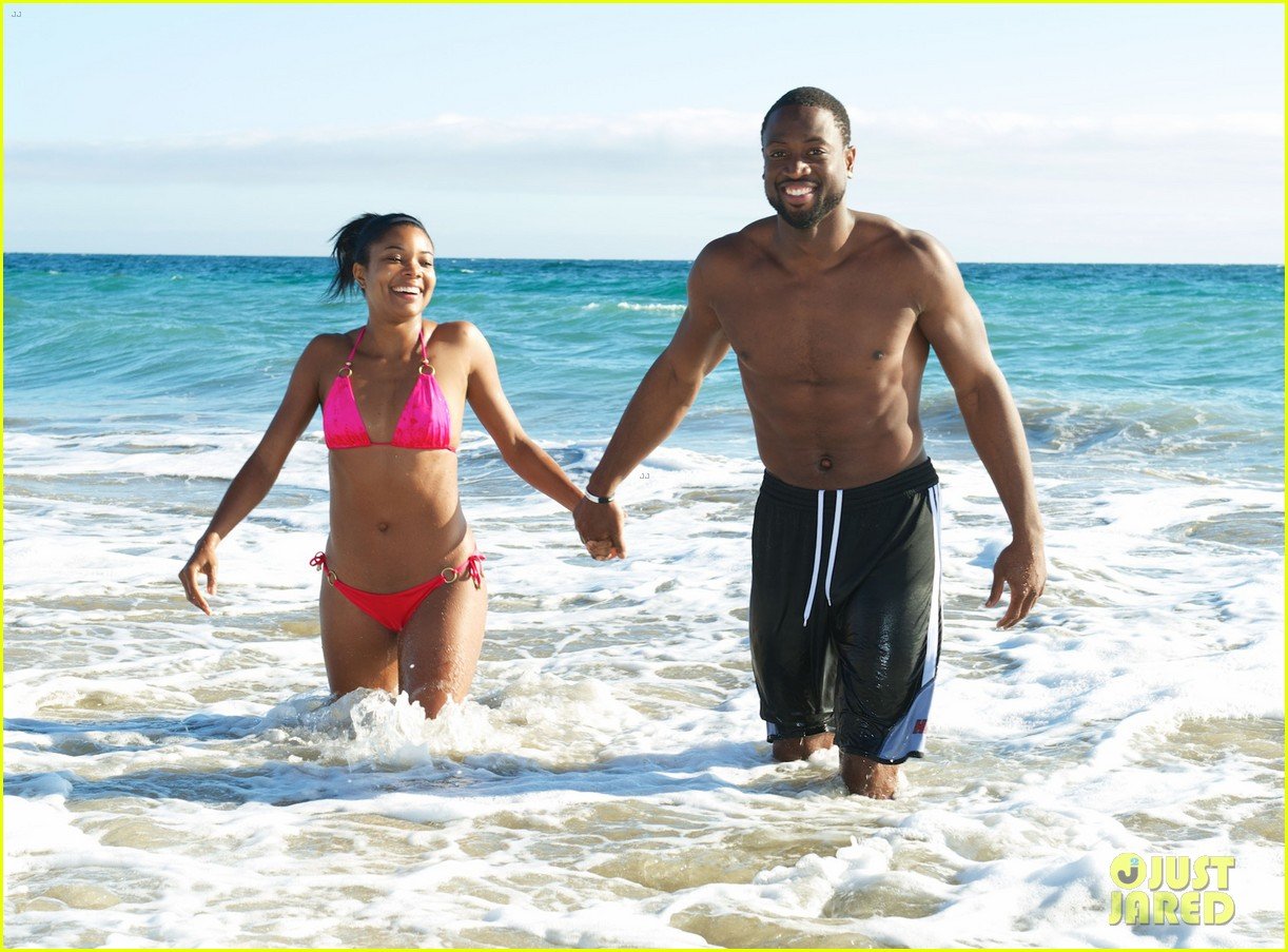 gabrielle union bikini beach babe with shirtless dwyane wade 01