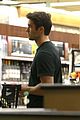emily vancamp josh bowman grab late night groceries 09