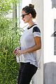 olivia wilde pregnancy cravings at boa steakhouse 02