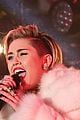 miley cyrus new years eve 2014 performance watch now 04