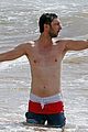 zachary levi shirtless hawaii beach vacation 09