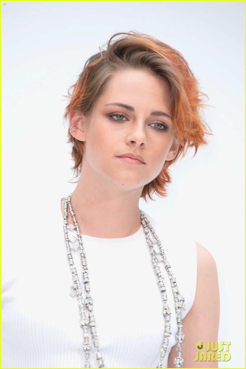 kristen stewart chops off her hair see the pics here 02