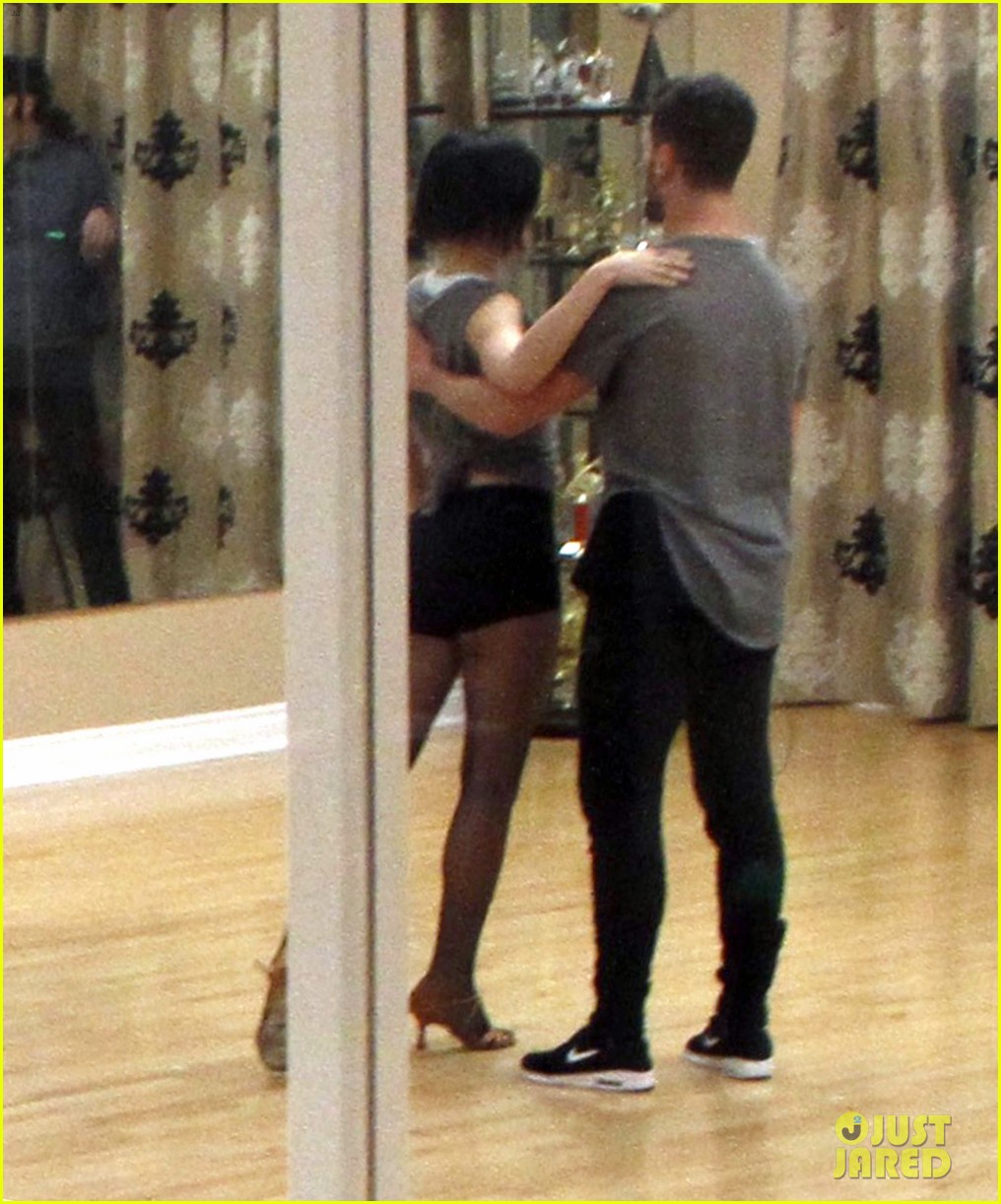 Full Sized Photo of rumer willis dancing with the stars val