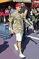 justin bieber shoots hoops universal city 02