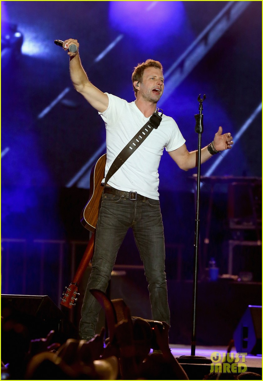 Black Dierks Bentley