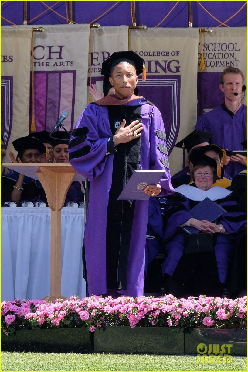 Pharrell Williams Speaks About Women S Rights During Nyu Commencement Speech Video Photo 3900544 Pharrell Williams Pictures Just Jared