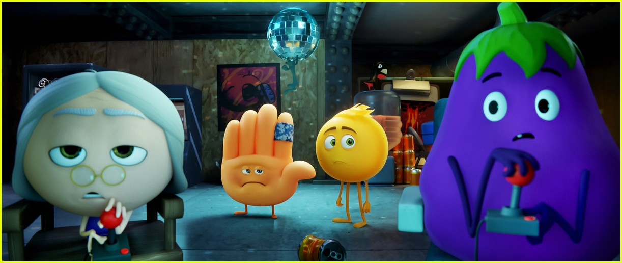 Is There an 'Emoji Movie' End Credits Scene?: Photo 3935180 | Emoji