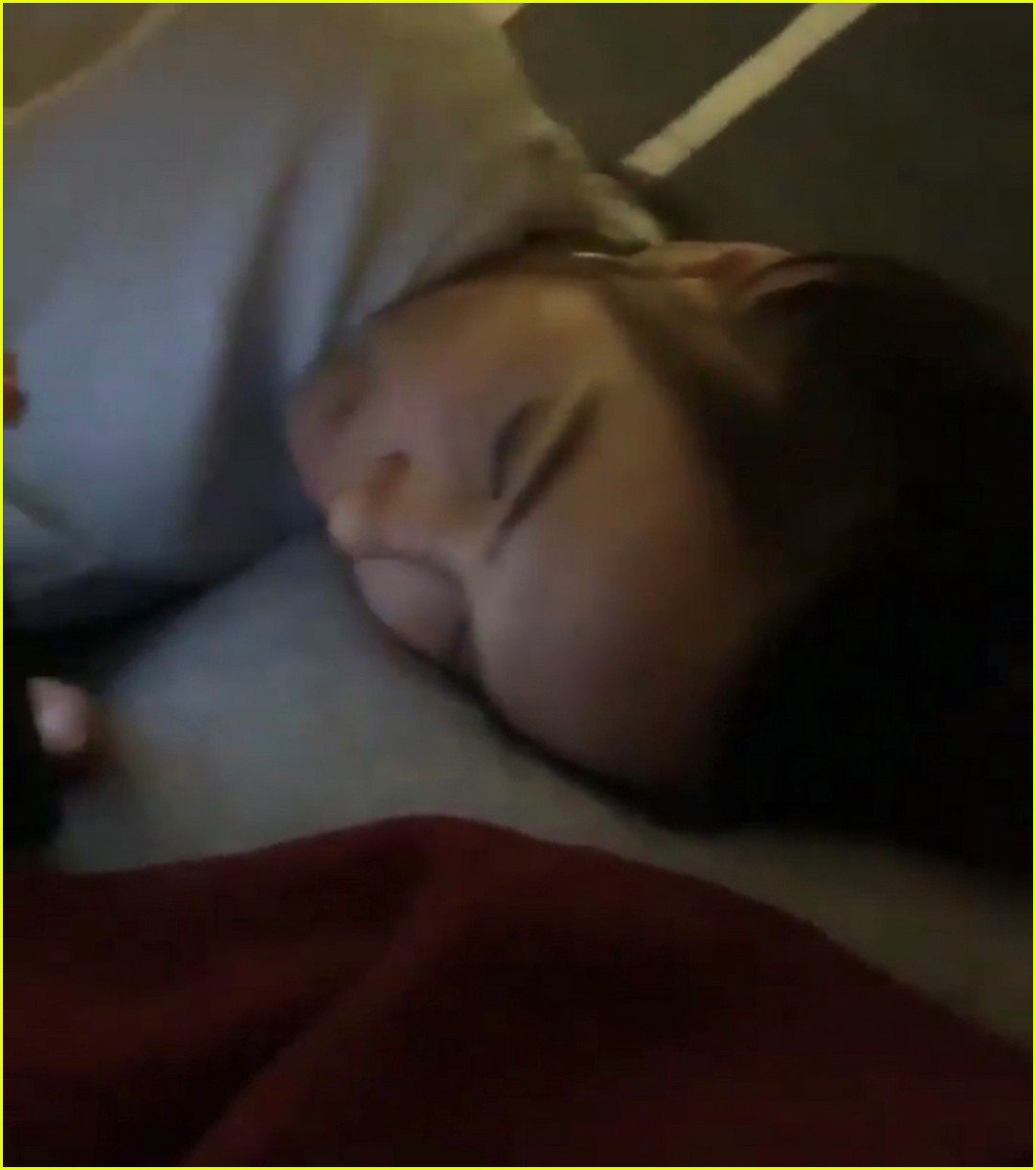 noah centineo y alexis ren lo hacen instagram oficial 054373641