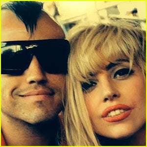lady-gaga-cameo-in-neon-trees-first-thin