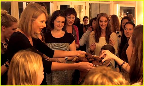 How can fans contact Taylor Swift?