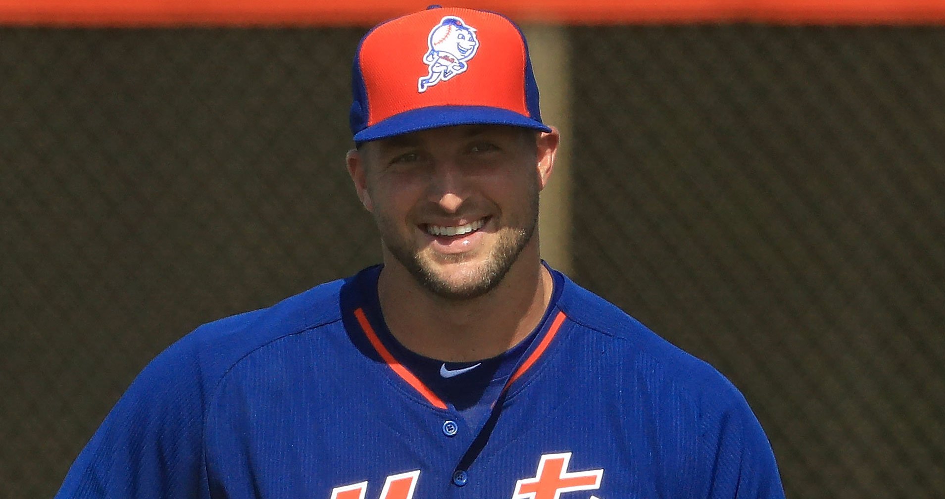 Tim Tebow Hits Home Run on First Pitch of Pro Baseball Career