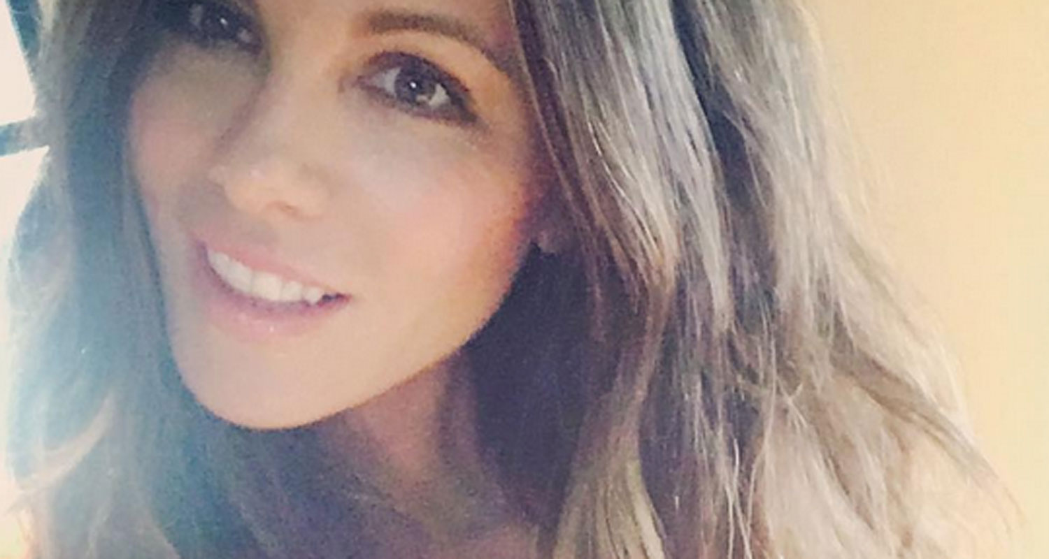 Kate Beckinsale Shows Off Bikini Bod While Lounging Poolside - See the Pics!