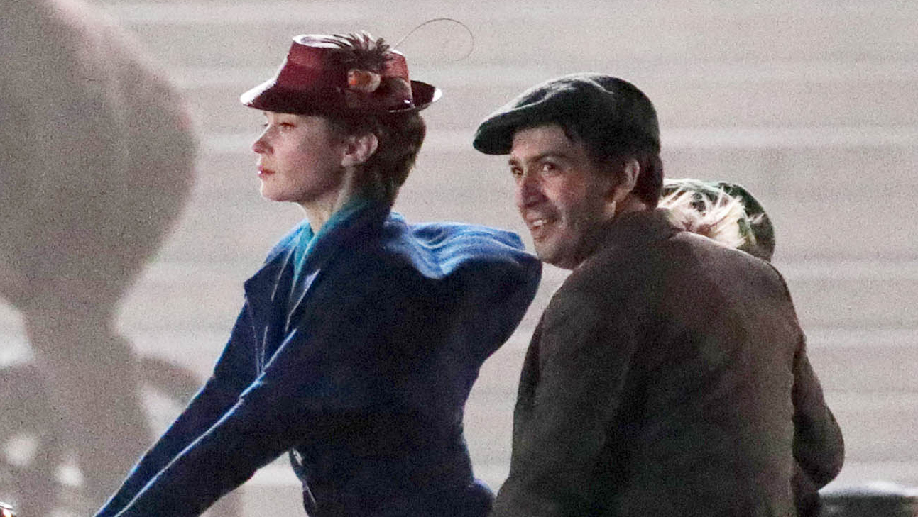 Emily Blunt & Lin-Manuel Miranda Film 'Mary Poppins Returns' in London!