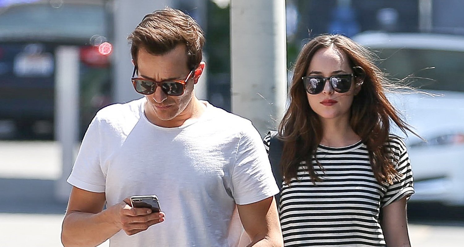 Dakota Johnson Grabs Lunch With a Male Friend in LA