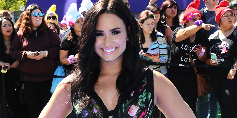 Demi Lovato Glams Up 'Smurfs: The Lost Village' LA Premiere