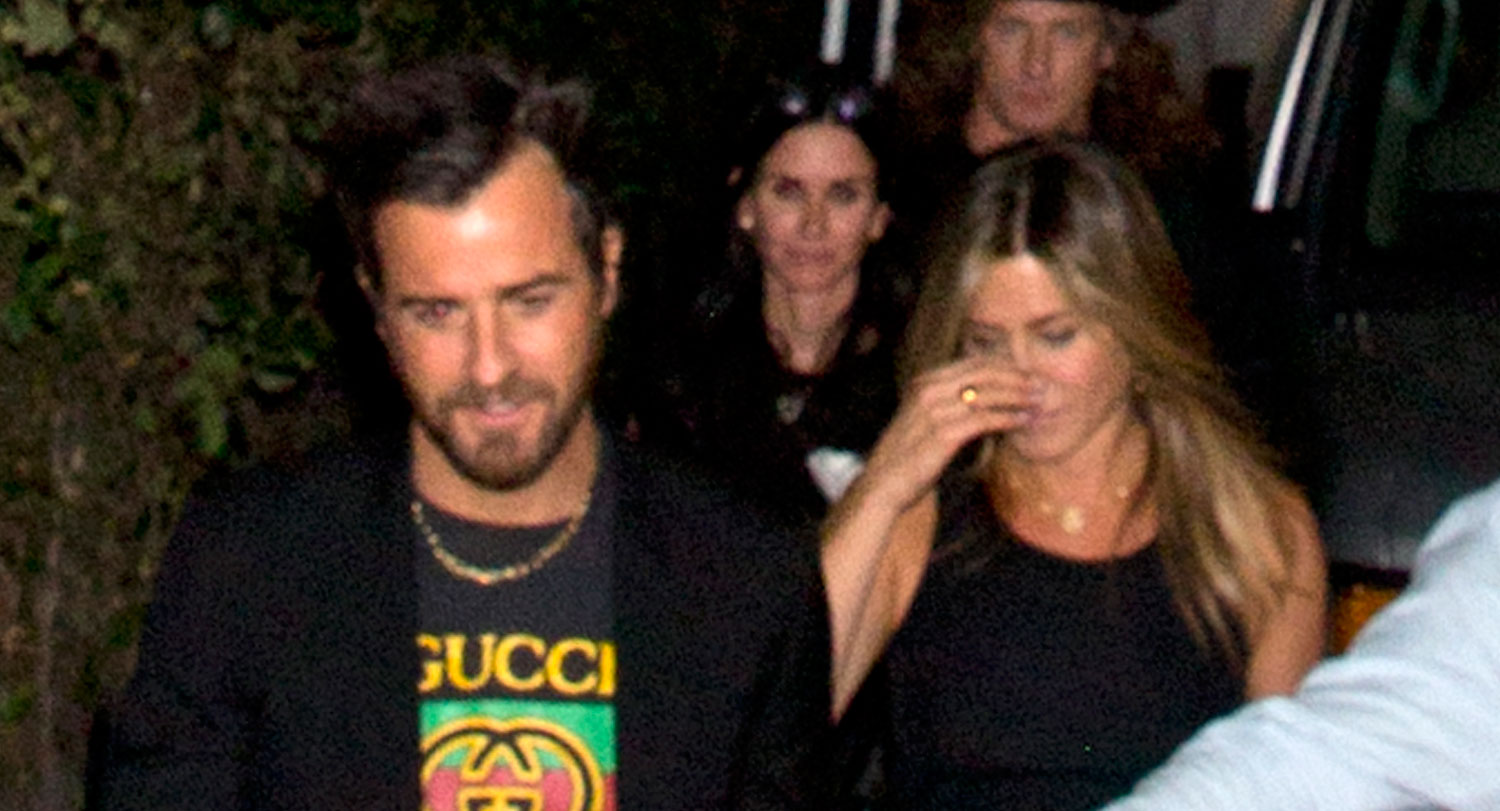 Jennifer Aniston & Justin Theroux Meet Up With Courteney Cox at Pal's Birthday Party