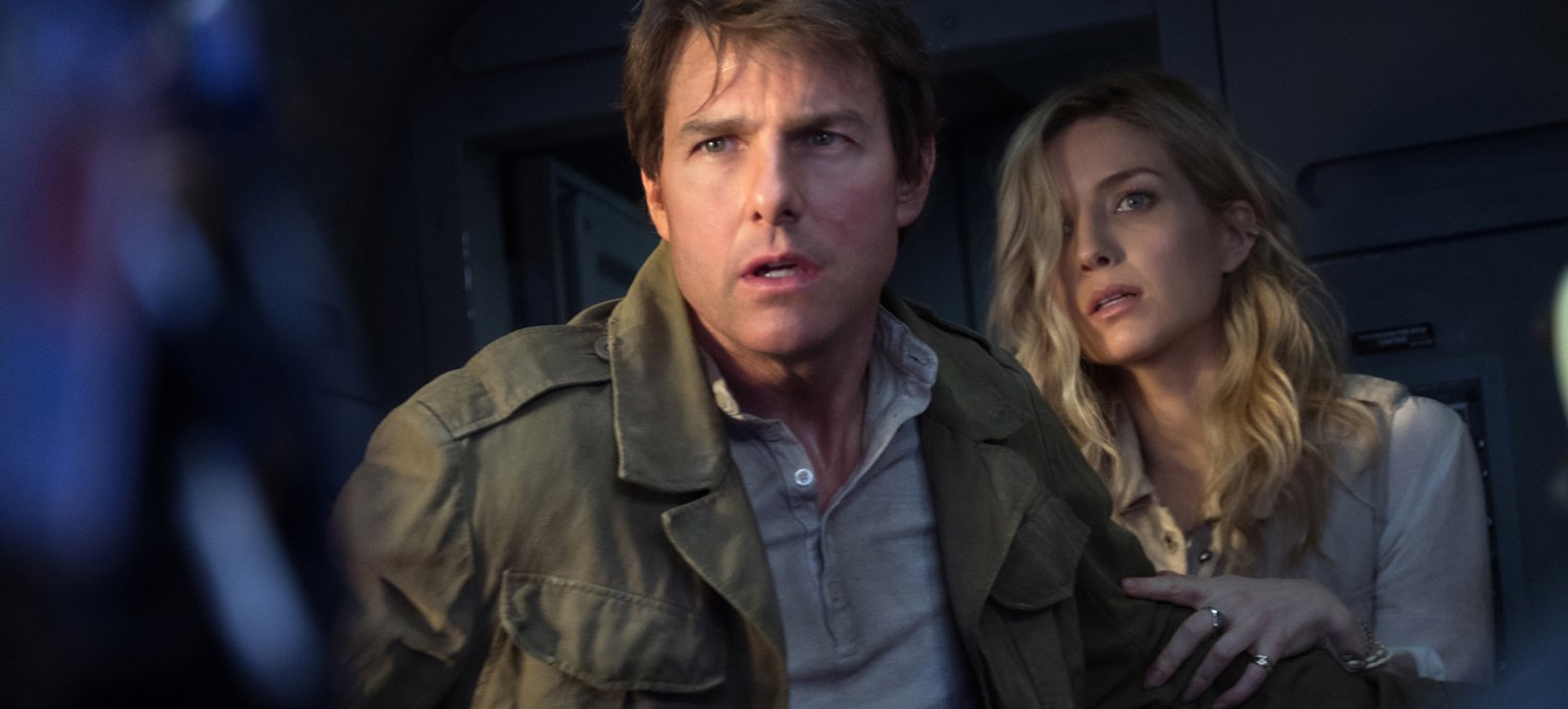 Tom Cruise Stars in Action-Packed New 'The Mummy' Trailer