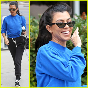 kourtney kardashian wearing sunglasses