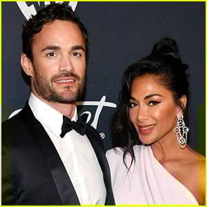 Thom Evans Photos News And Videos Just Jared